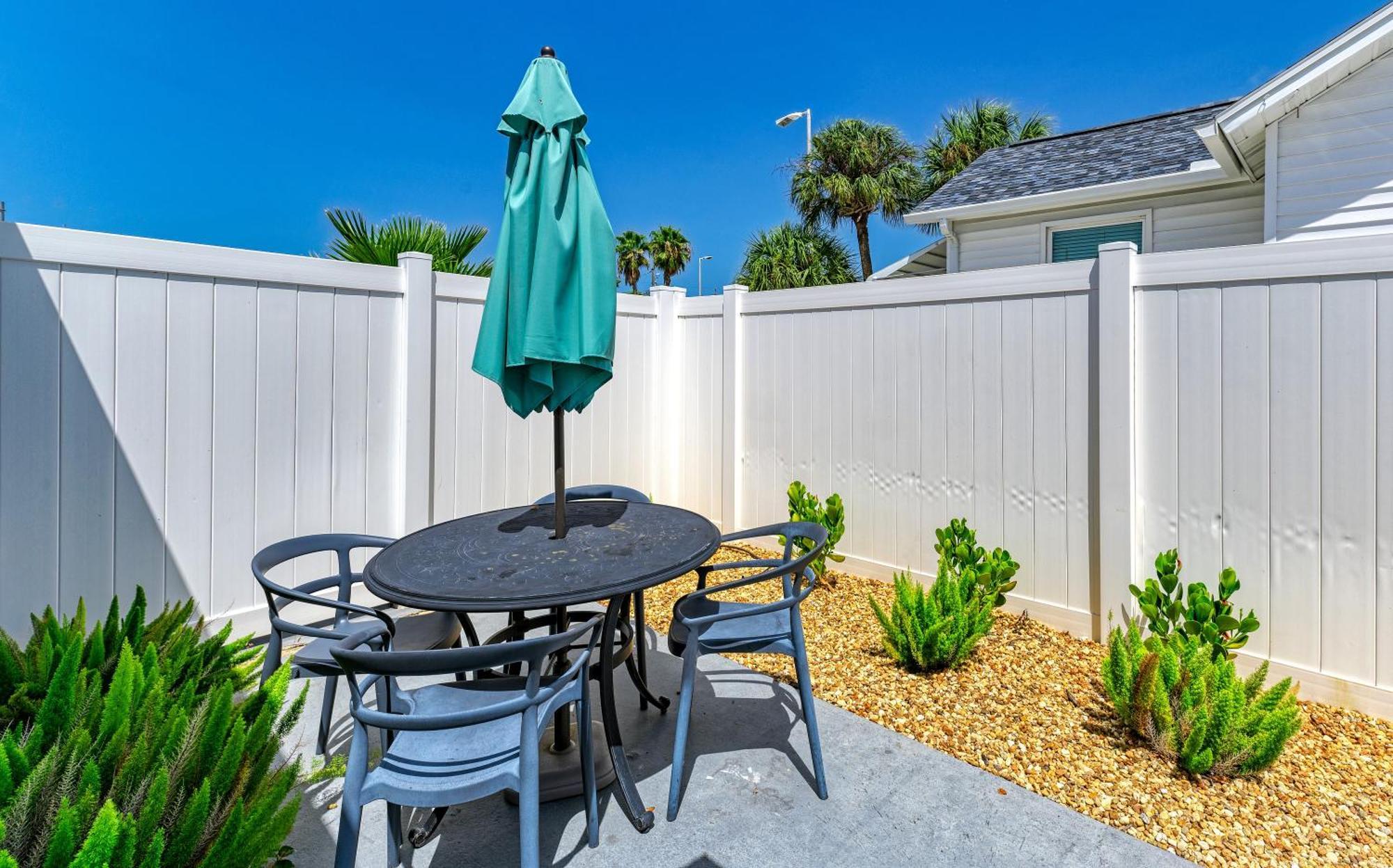 Silver Sands St. Pete Beach Exterior foto